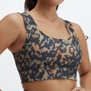 NWT Fabletics - Harlow Reversible Medium Impact Sports Bra
